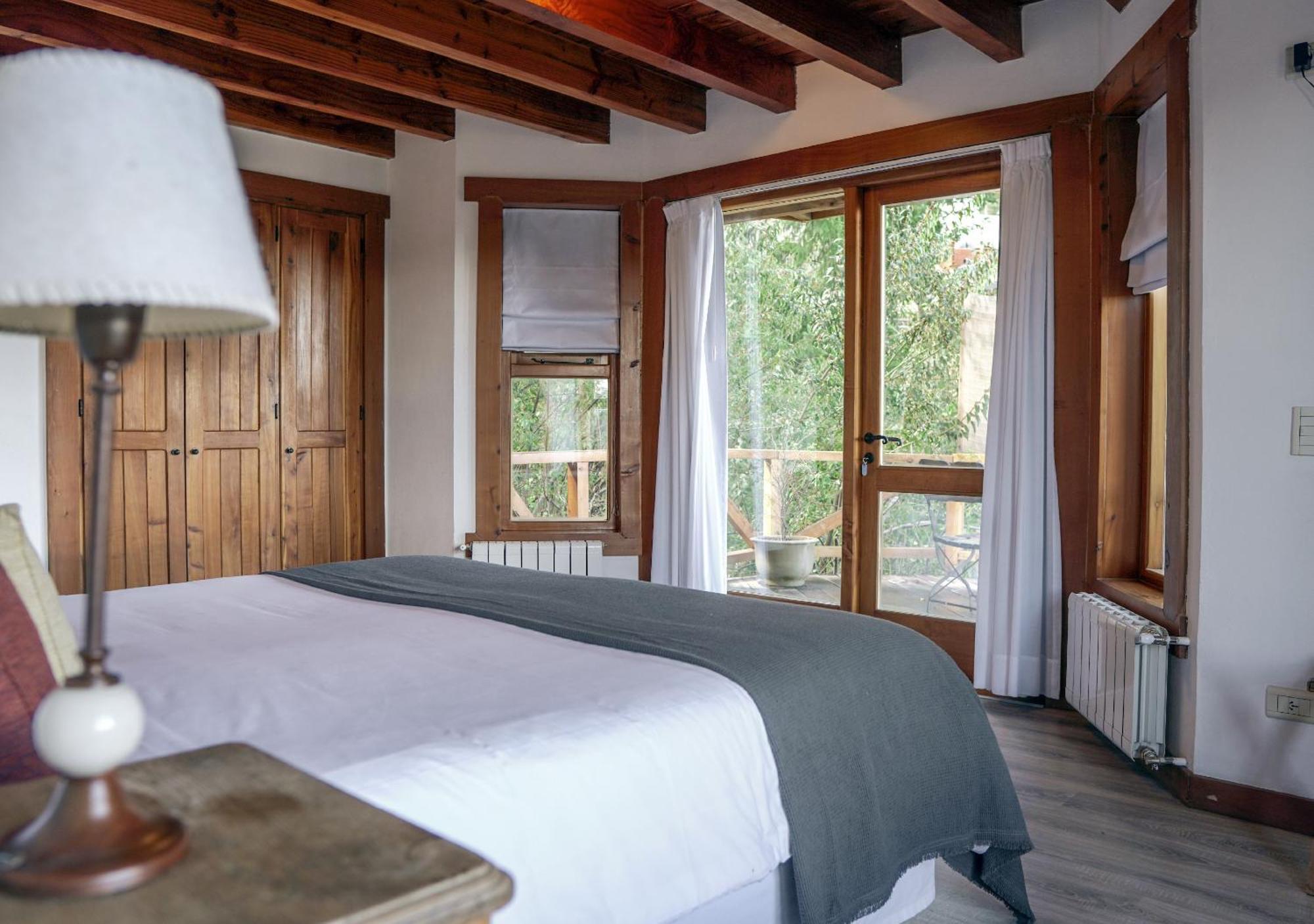 El Bosque By Dot Tradition Villa La Angostura Luaran gambar
